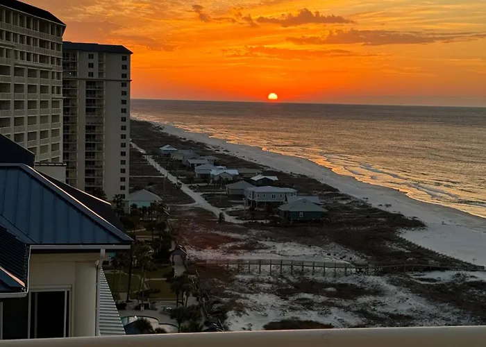 Beachfront Penthouse W Gulf & Bay Views Holiday home *