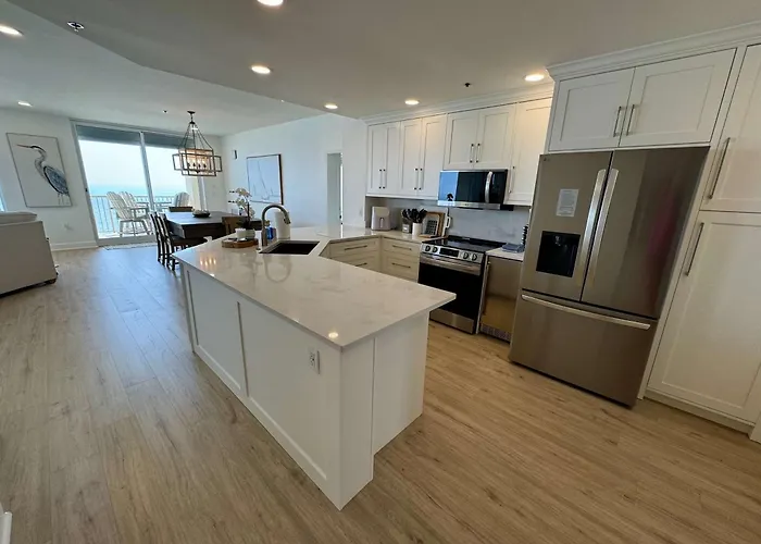 Holiday home Beachfront Penthouse W Gulf & Bay Views *
